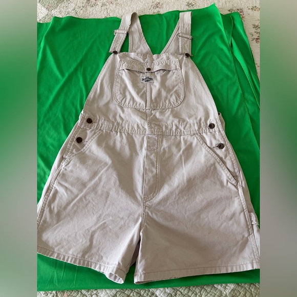 Lee Dungaree’s Pants - Vintage ‘90s Lee Dungarees Khaki Short Overalls